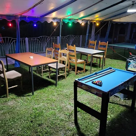 Kamp Prikolica Cetvorokrevetna Campingplads